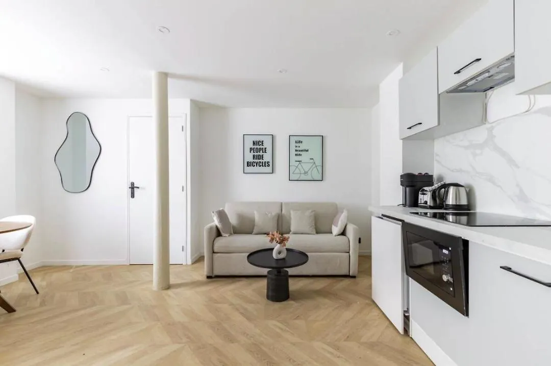 Chapelle/ordener : Magnifique 1br/4p Apartman Párizs